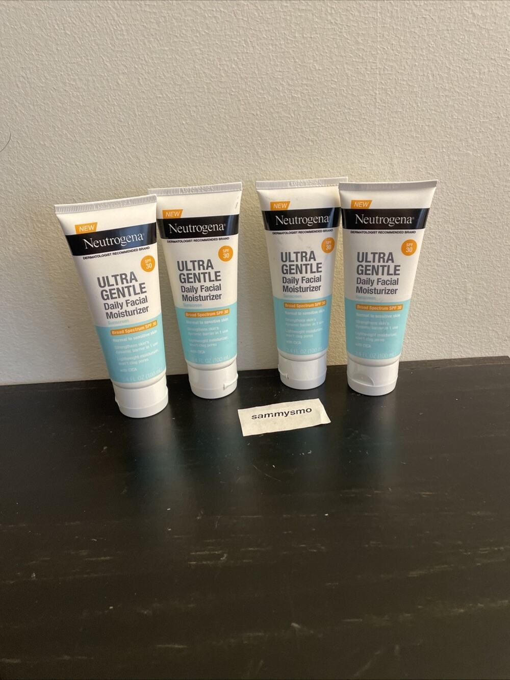 Neutrogena Ultra Gentle Daily Face Moisturizer, SPF 30, 3.4 oz, x4 Exp 08-2026